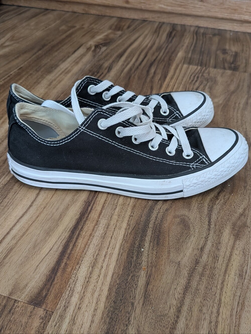 Converse Chuck Taylors Low Top Sneakers